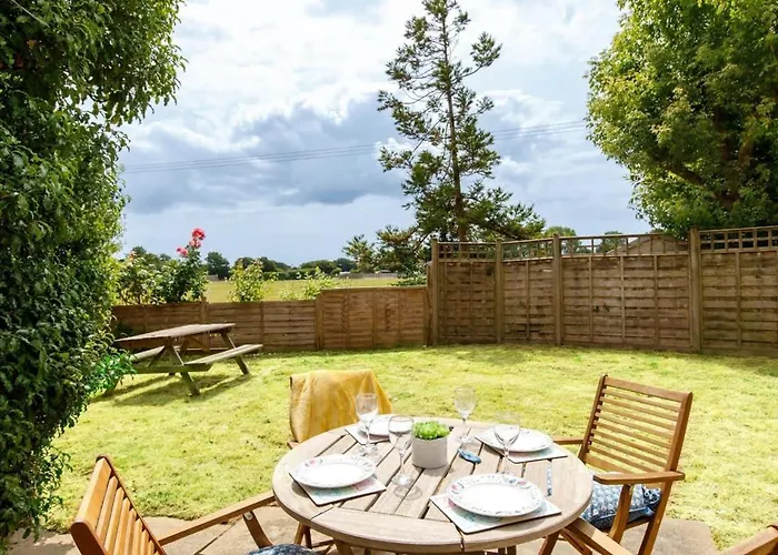 3Bd Family Beach Retreat In West Wittering